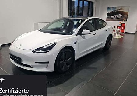 Tesla Model 3 Hinterradantrieb RWD 4 Türen