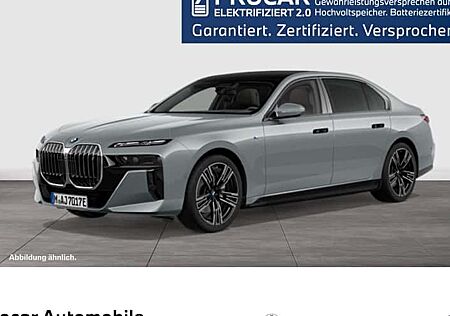 BMW i7 xDrive60 4 Türen