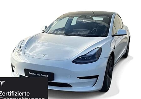 Tesla Model 3 Hinterradantrieb RWD 4 Türen