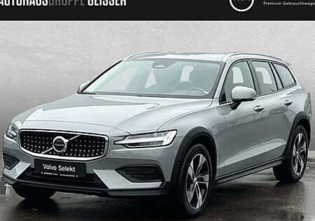 Volvo V60 CC B4 D AWD Plus Auto 5 Türen