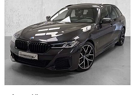 BMW 5er 520d xDrive Touring A 5 Türen