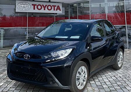 Toyota Aygo (X) Aygo (X) 1.0-l-VVT-i Business Edition S-CVT 5 Türen