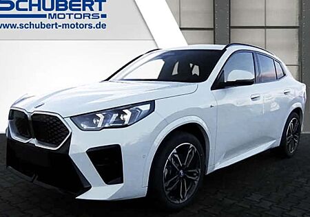 BMW iX2 xDrive30 5 Türen