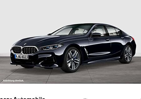 BMW 8er 840i Coupé 2 Türen