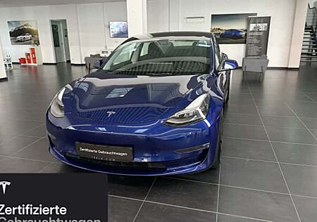 Tesla Model 3 Allradantrieb mit Dualmotor Performance 4 Türen