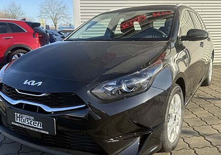 Kia Cee'd Sportswagon 1.5 T-GDI MHEV DCT Ultimate Ed. Sportsw. 5 Türen