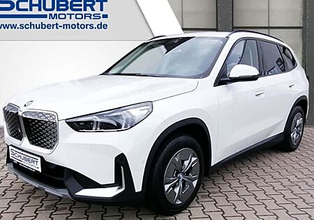 BMW iX1 xDrive30 5 Türen