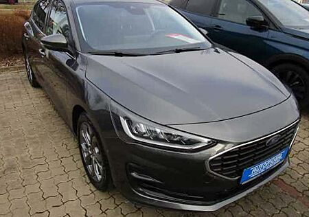 Ford Focus 1,0 EcoBoost Hybrid 92kW Titanium Tur 5 Türen