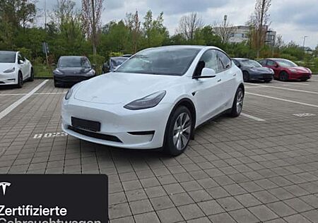 Tesla Model Y Hinterradantrieb RWD 5 Türen