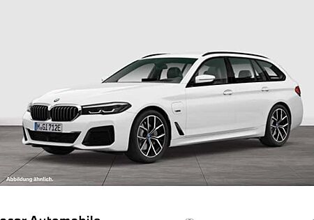 BMW 5er 530e Touring A 5 Türen
