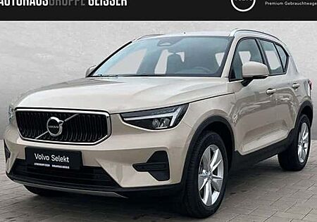 Volvo XC 40 B3 Core DCT 5 Türen