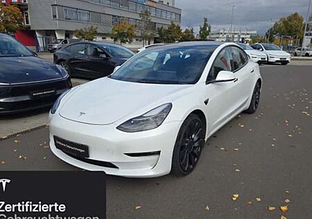 Tesla Model 3 Allradantrieb mit Dualmotor Performance 4 Türen
