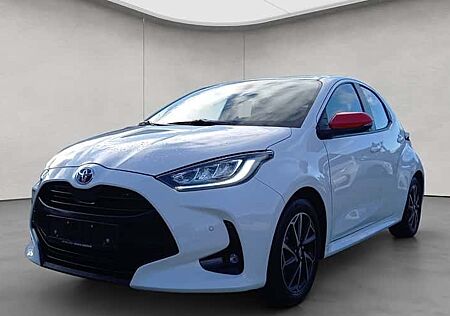 Toyota Yaris 1.5-l-VVT-i Hybrid CVT Team Deutschland 5 Türen