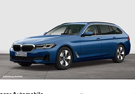 BMW 5er 530i xDrive Touring A 5 Türen