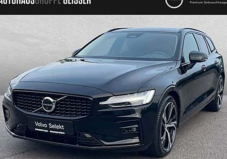 Volvo V60 B4 DCT Plus Dark 5 Türen