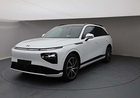 XPENG G9 BEV 92kWh AWD Performance 5 Türen