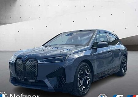 BMW iX xDrive40 5 Türen