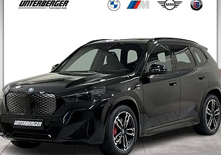 BMW iX1 eDrive20 5 Türen