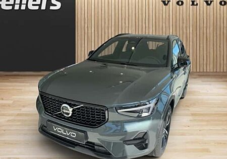 Volvo XC 40 B3 Plus Dark DCT 5 Türen