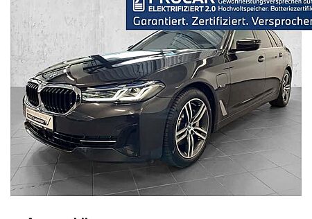BMW 5er 530e xDrive Touring A 5 Türen