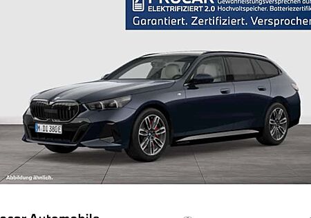 BMW i5 eDrive40 Touring 5 Türen