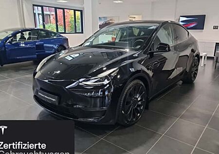 Tesla Model Y Performance Dual Motor AWD 5 Türen