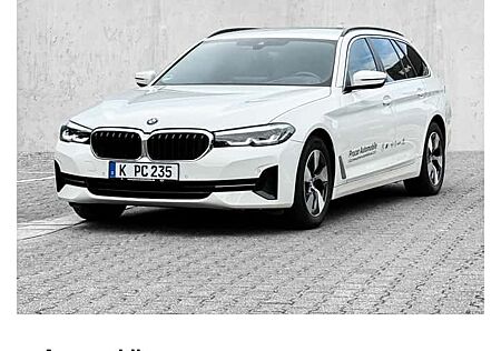 BMW 5er 520d Touring A 5 Türen