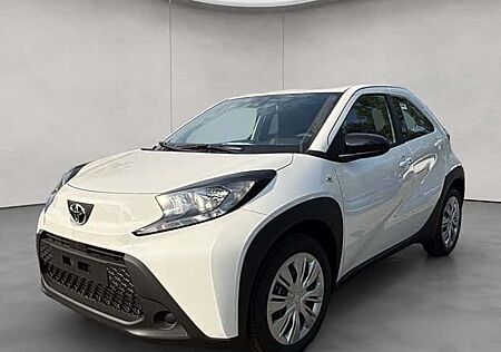 Toyota Aygo (X) Aygo (X) 1.0-l-VVT-i Business Edition S-CVT 5 Türen