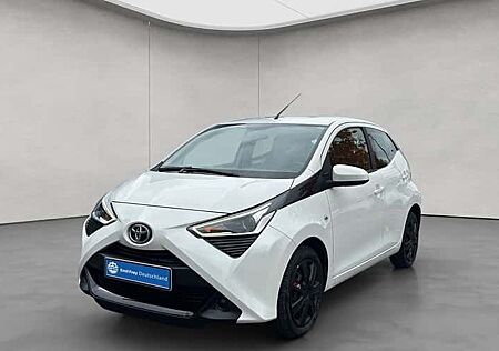 Toyota Aygo 1,0-l-VVT-i x-play 5 Türen