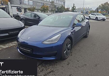 Tesla Model 3 Hinterradantrieb RWD Long Range 4 Türen