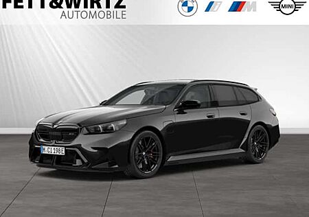 BMW M5 Plug-In Hybrid Touring xDrive A 5 Türen