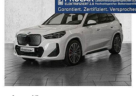 BMW iX1 eDrive20 5 Türen