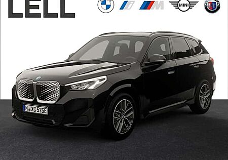 BMW iX1 xDrive30 5 Türen