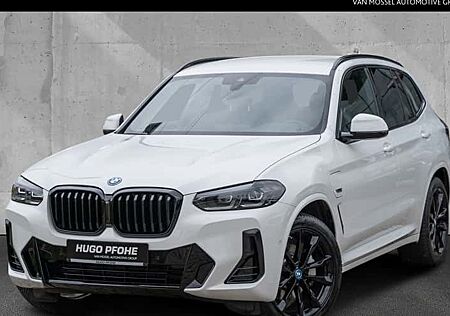 BMW X3 xDrive20i AT 5 Türen