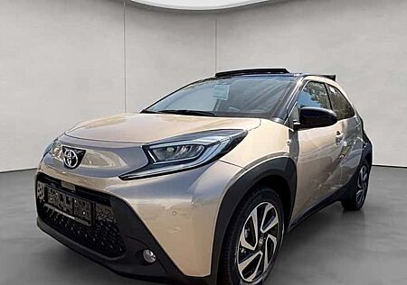 Toyota Aygo (X) Aygo (X) 1.0-l-VVT-i Play S-CVT 5 Türen