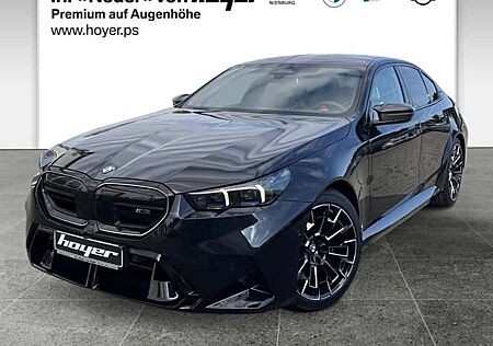 BMW M5 Plug-In Hybrid xDrive A 4 Türen