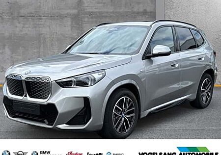 BMW iX1 eDrive20 5 Türen