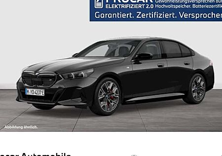 BMW i5 M60 xDrive 4 Türen