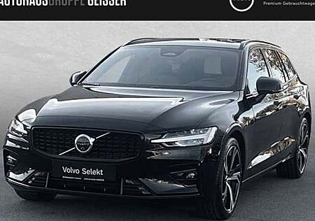 Volvo V60 B4 DCT Plus Dark 5 Türen