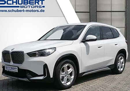 BMW iX1 eDrive20 5 Türen