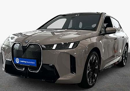 BMW iX xDrive45 5 Türen