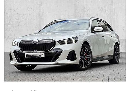BMW 5er 540d xDrive Touring A 5 Türen
