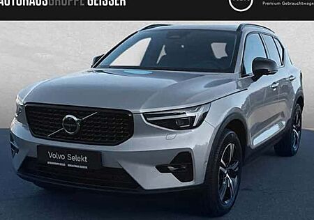 Volvo XC 40 B3 Plus Dark DCT 5 Türen