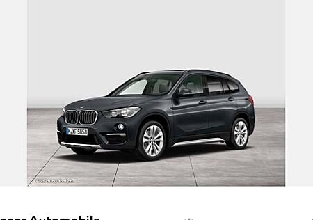 BMW X1 sDrive18i xLine 5 Türen
