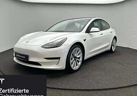 Tesla Model 3 Hinterradantrieb RWD 4 Türen