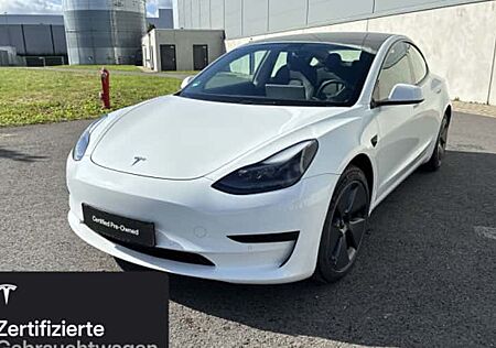 Tesla Model 3 Hinterradantrieb RWD 4 Türen