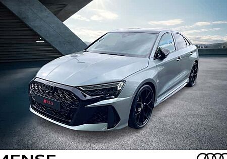 Audi RS3 2.5 TFSI S tronic quattro 4 Türen