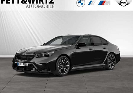 BMW M5 Plug-In Hybrid xDrive A 4 Türen
