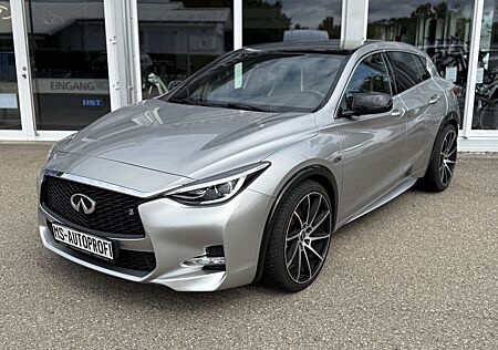Infiniti Q30 2.2 d AWD City Black Edition Alu Klima Pano