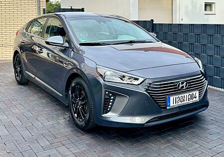 Hyundai Ioniq 1.6 GDI Hybrid Scheckheftgepflegt